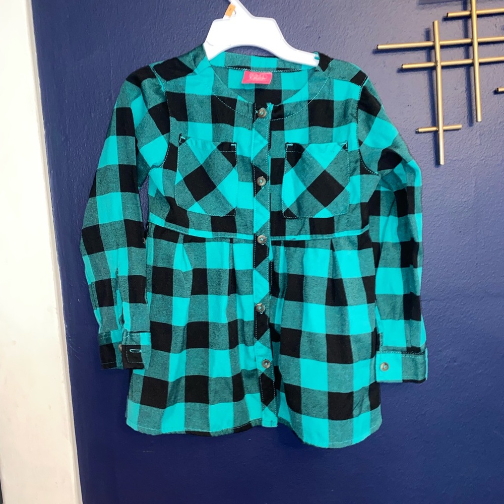 Kids real love shirt size 7/8